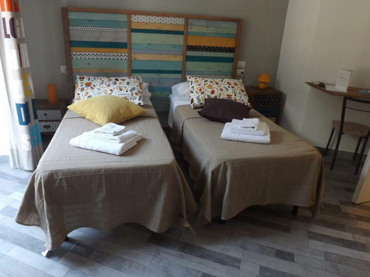 Domus Alma Bed and Breakfast Napels Buitenkant foto
