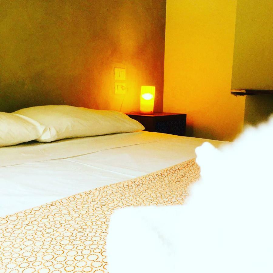 Domus Alma Bed and Breakfast Napels Buitenkant foto